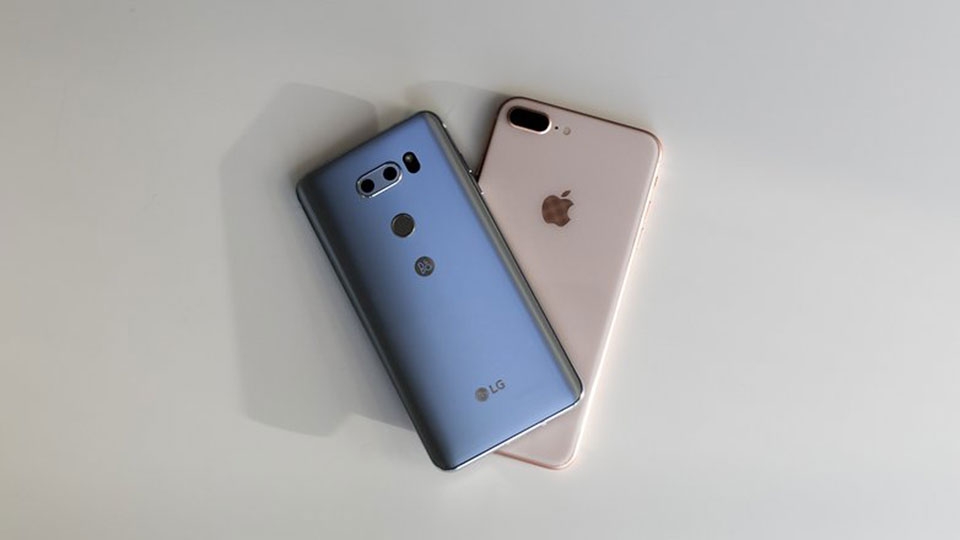 So sánh iPhone 8 Plus vs LG V30