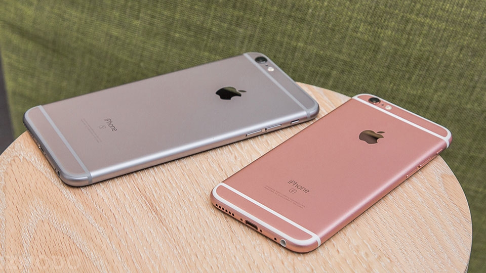 Tại sao smartphone của bạn chậm dần theo thời gian?