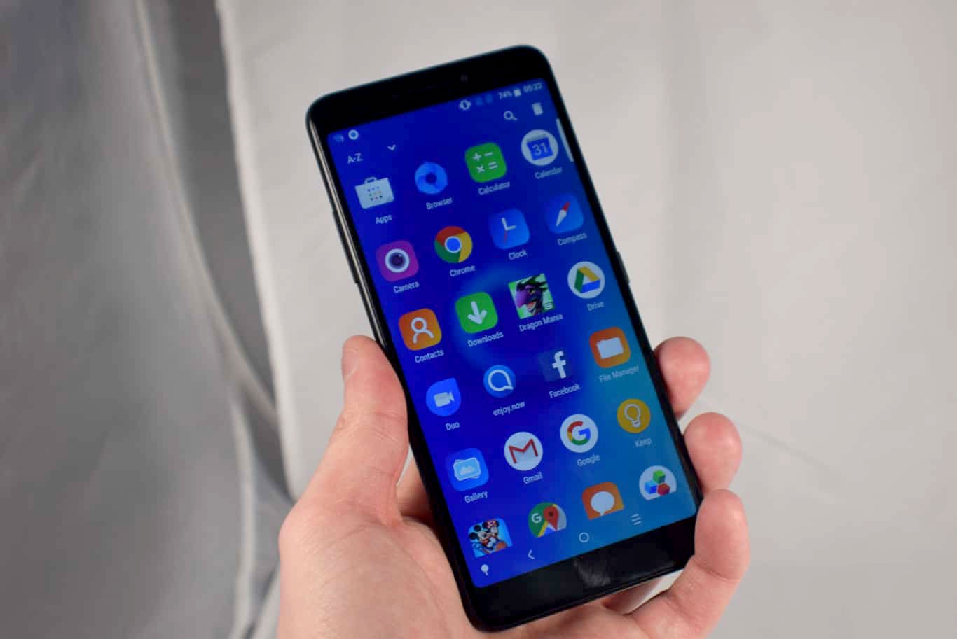 Trên tay Alcatel 3v tại CES 2018 Trên tay Alcatel 3v tại CES 2018