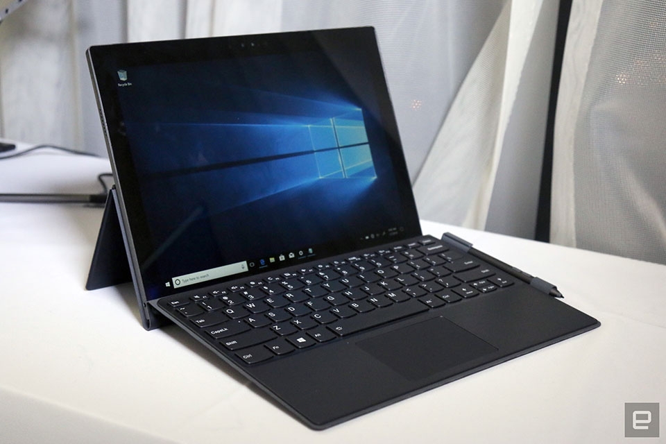 Trên tay Lenovo Miix 630 tại CES 2018