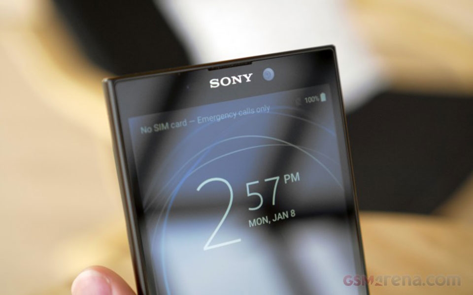 Điểm qua những thay đổi trên Sony Xperia L2