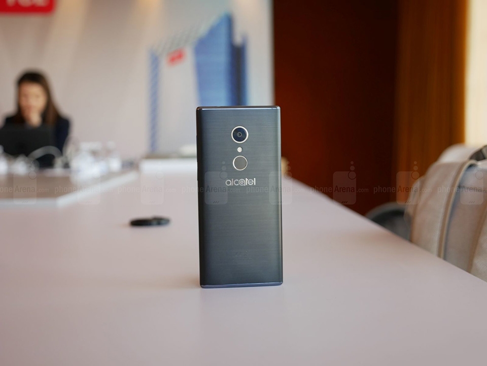 Trên tay Alcatel 5 Series