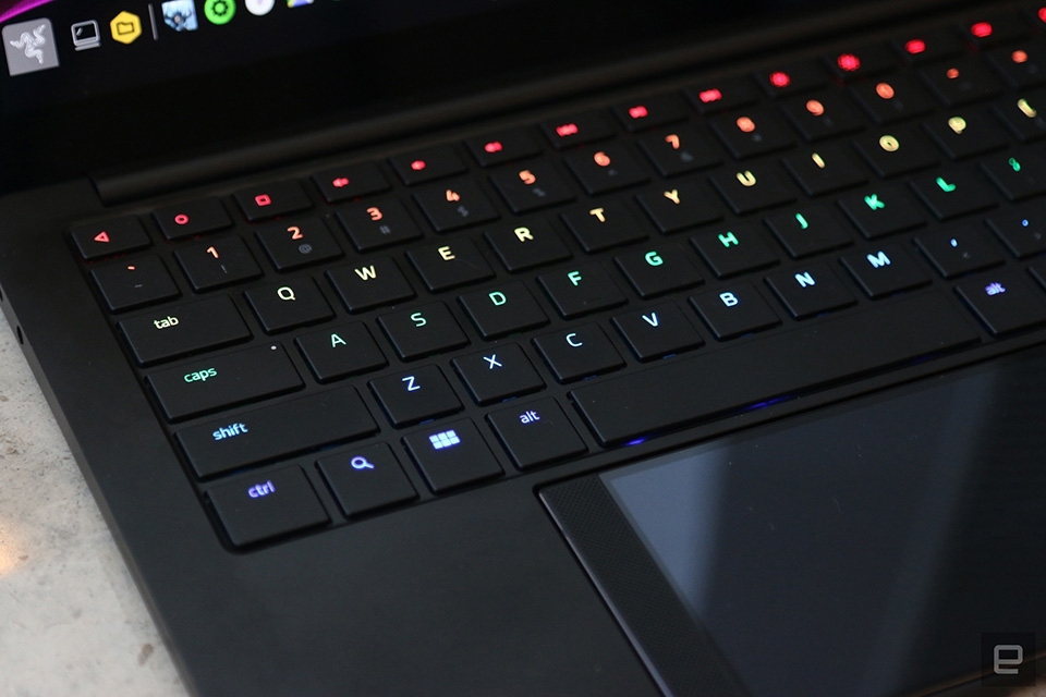 Trên tay Razer Project Linda tại CES 2018