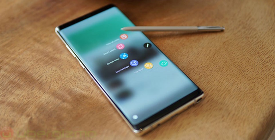 Nên chọn iPhone 7 Plus hay Galaxy Note 8 bây giờ? Nên chọn iPhone 7 Plus hay Galaxy Note 8 bây giờ?