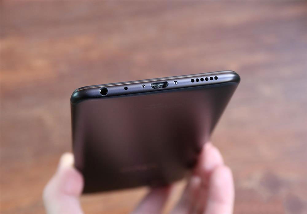 Trên tay Vivo X20 Plus UD bản thương mại