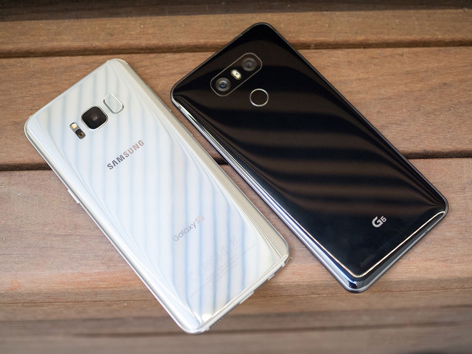 So sánh cấu hình Galaxy S8 với các flagship 2017 khác