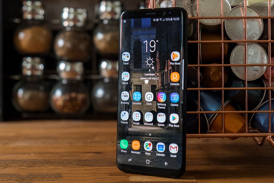 Samsung Galaxy S8 và Galaxy S8 +