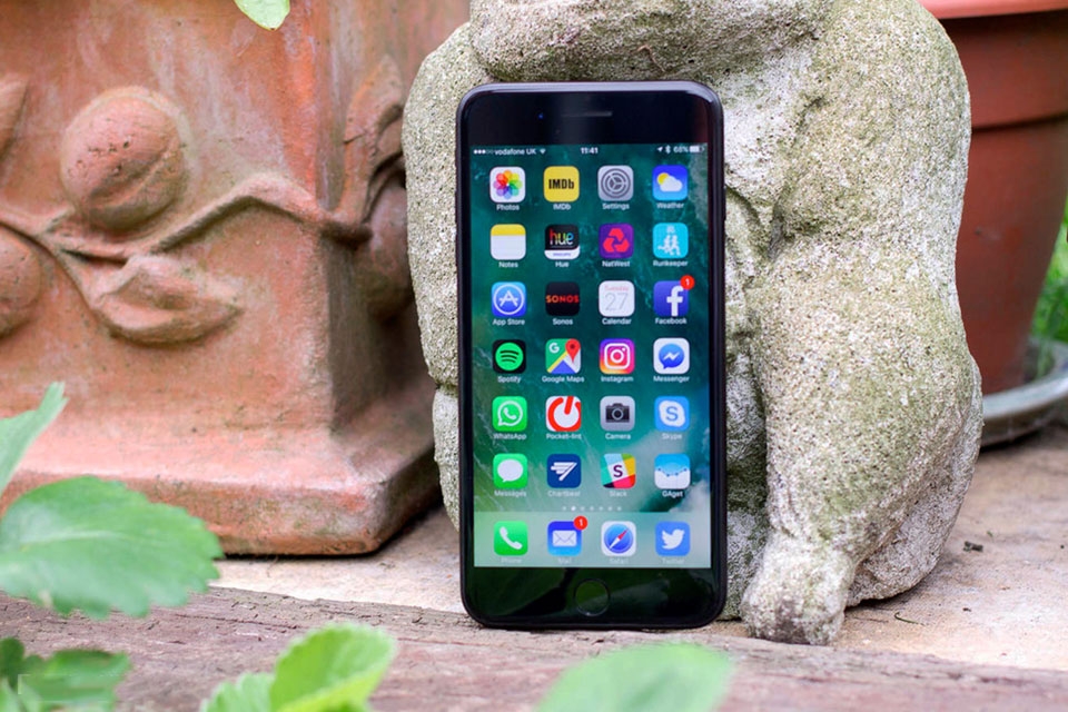 Apple iPhone 7 và iPhone 7 Plus