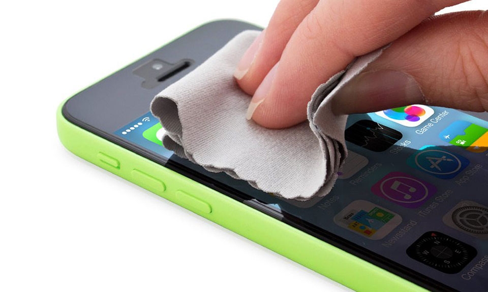 Mẹo vệ sinh iPhone sạch sẽ theo cách đơn giản Mẹo vệ sinh iPhone sạch sẽ theo cách đơn giản
