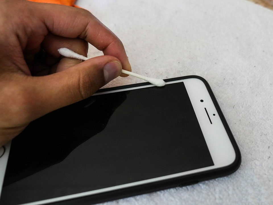Mẹo vệ sinh iPhone sạch sẽ theo cách đơn giản Mẹo vệ sinh iPhone sạch sẽ theo cách đơn giản