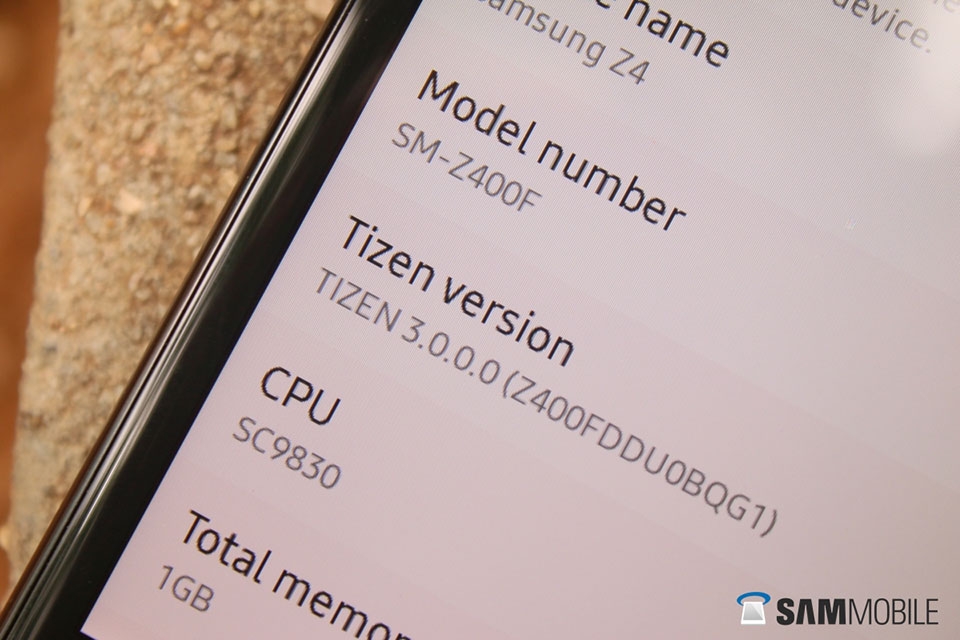 Đánh giá Samsung Z4