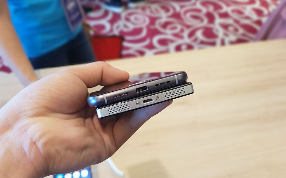 So dáng BPhone 2017 vs BPhone 2015 So dáng BPhone 2017 vs BPhone 2015