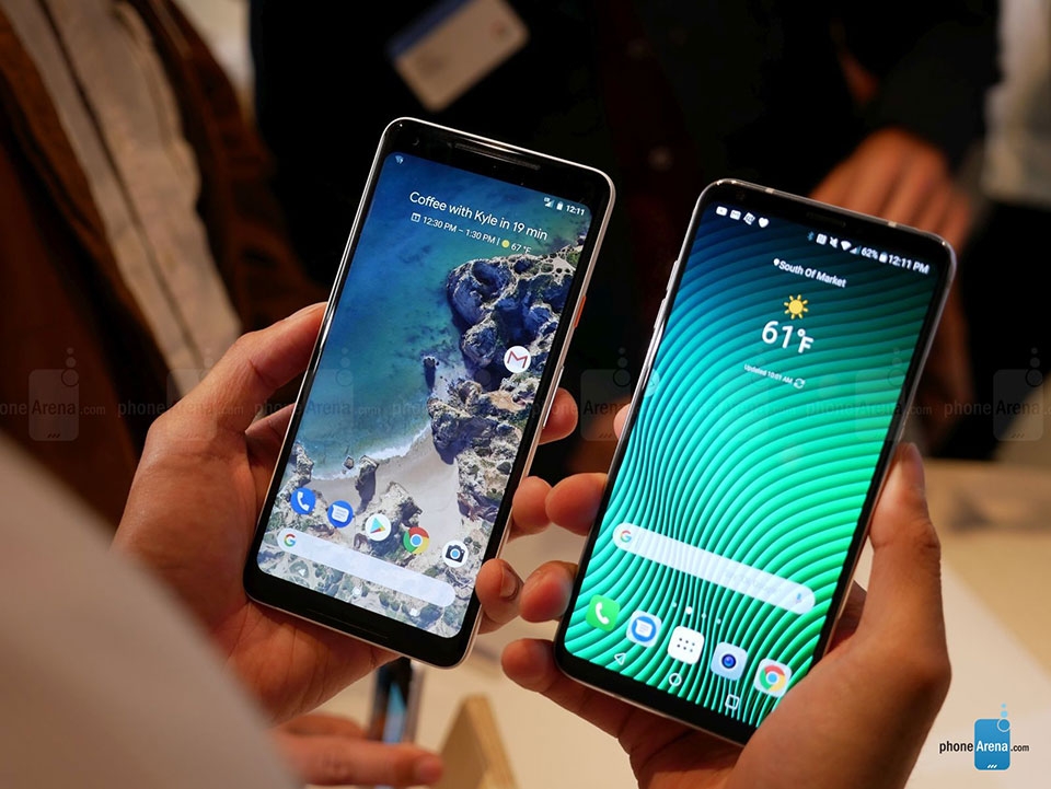 Google Pixel 2 XL vs LG V30
