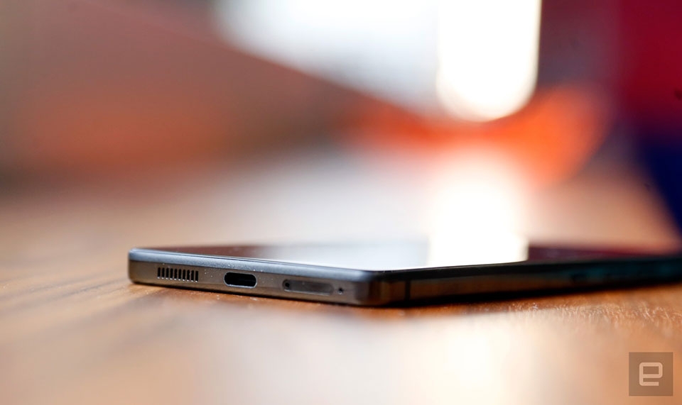 Đánh giá Essential Phone Đánh giá Essential Phone