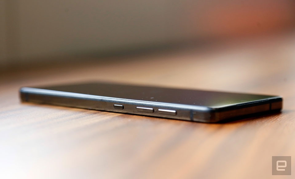 Đánh giá Essential Phone Đánh giá Essential Phone