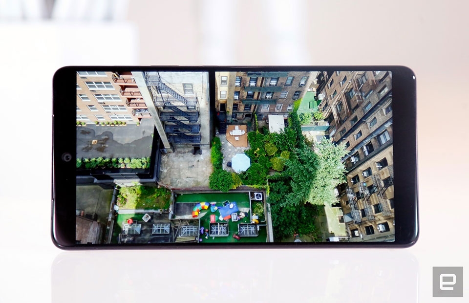 Đánh giá Essential Phone Đánh giá Essential Phone