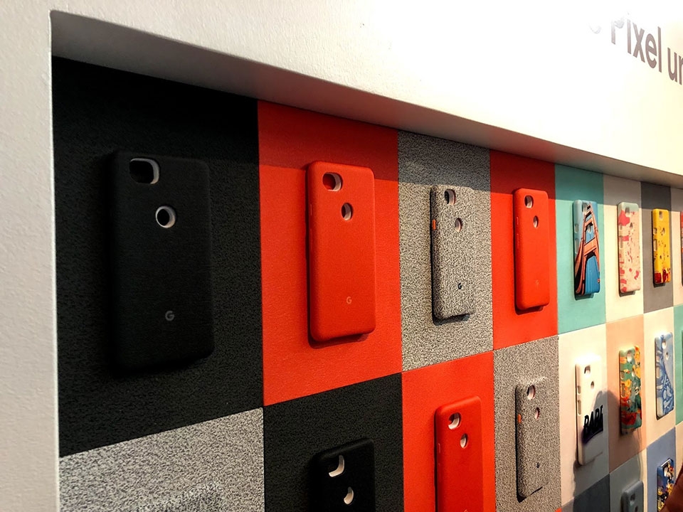 Google Pixel 2 với Apple iPhone 8