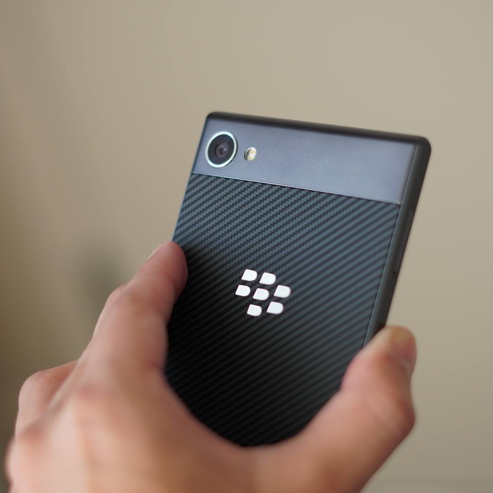 Trên tay BlackBerry Motion Trên tay BlackBerry Motion