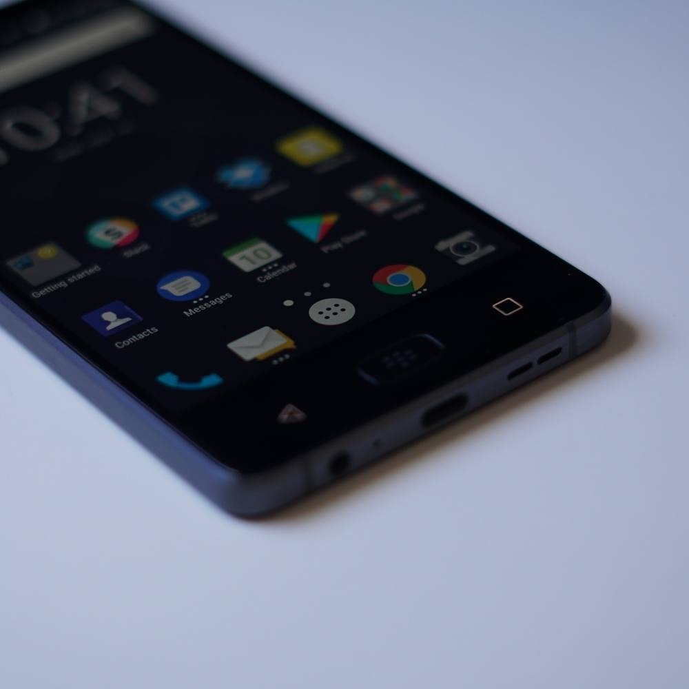 Trên tay BlackBerry Motion Trên tay BlackBerry Motion