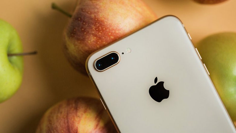 iPhone 8 Plus: Hình dáng cổ điển, công nghệ tương lai iPhone 8 Plus: Hình dáng cổ điển, công nghệ tương lai