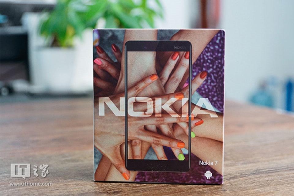 Mở hộp Nokia 7 Mở hộp Nokia 7
