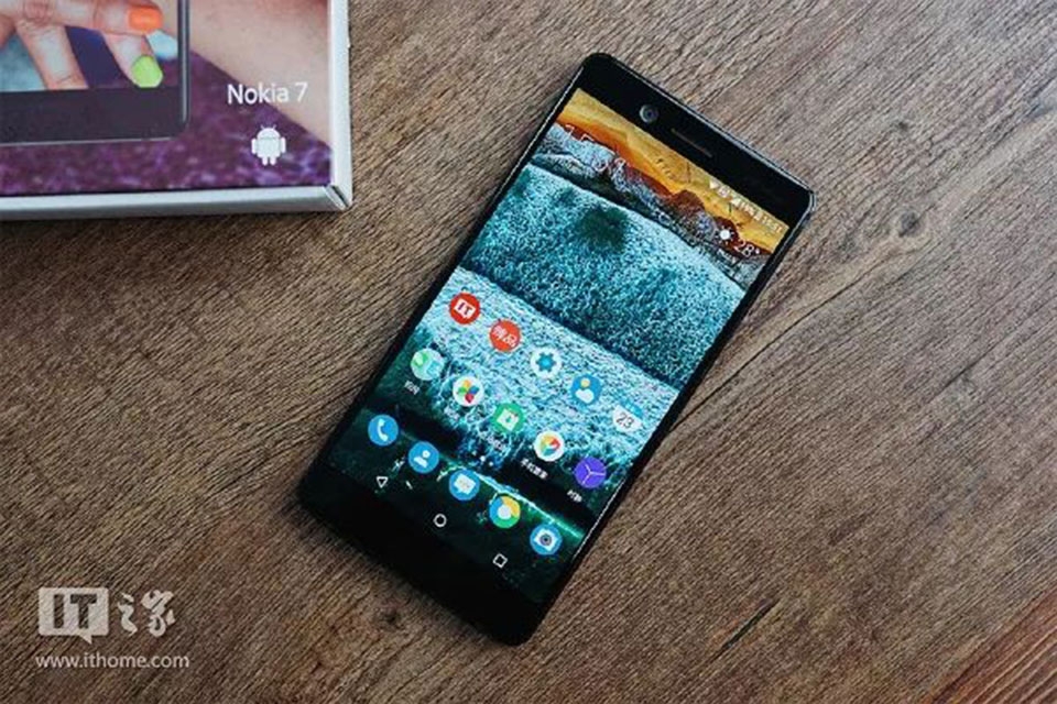 Mở hộp Nokia 7 Mở hộp Nokia 7