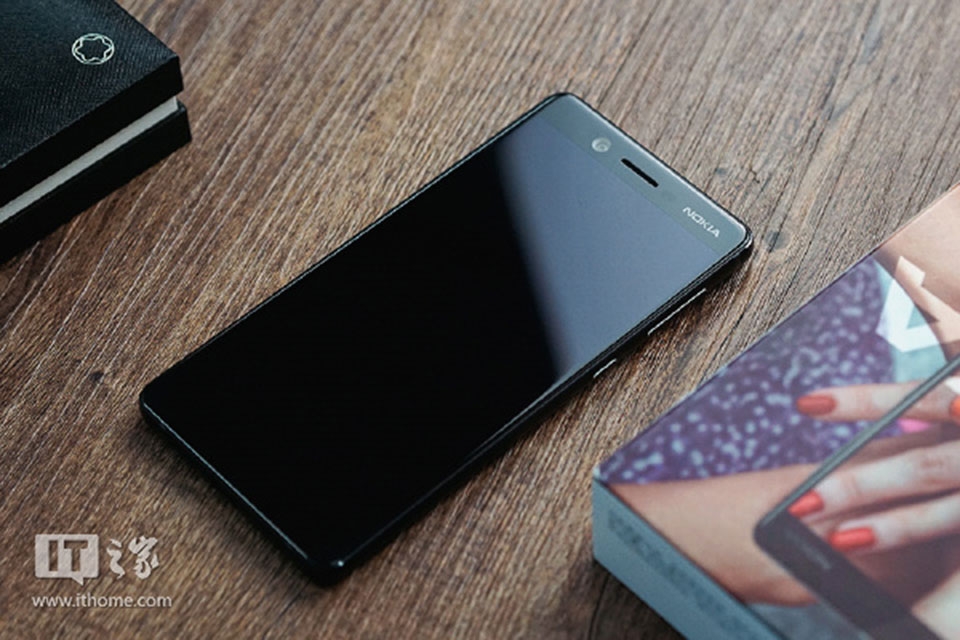 Mở hộp Nokia 7 Mở hộp Nokia 7