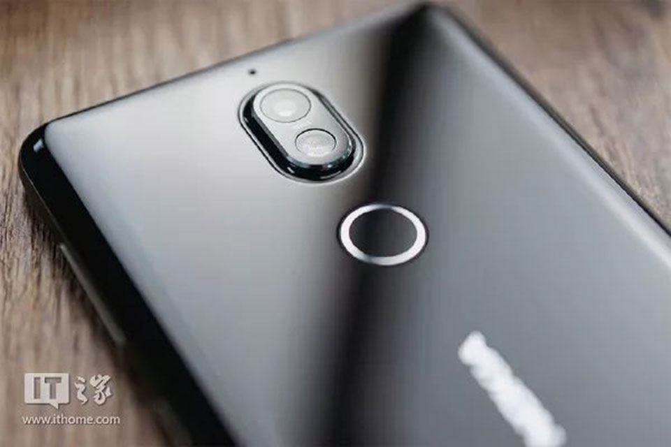 Mở hộp Nokia 7 Mở hộp Nokia 7