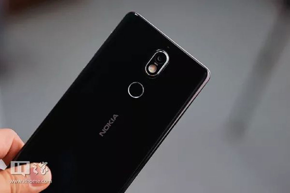 Mở hộp Nokia 7 Mở hộp Nokia 7