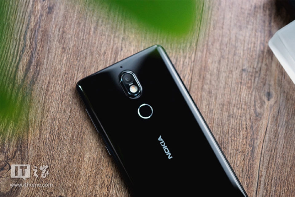 Mở hộp Nokia 7 Mở hộp Nokia 7