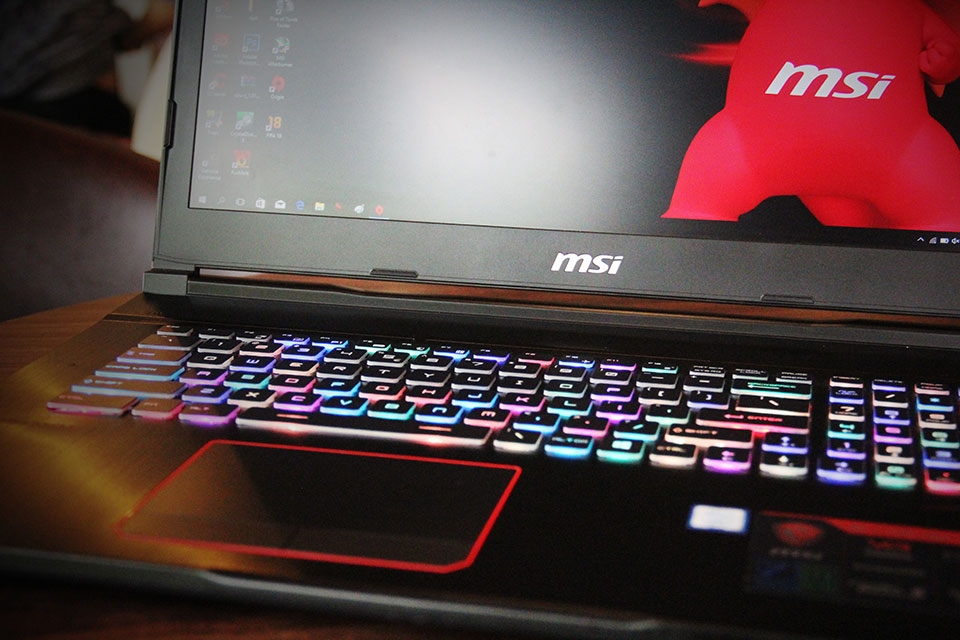 Trên tay MSI GE73VR Raider
