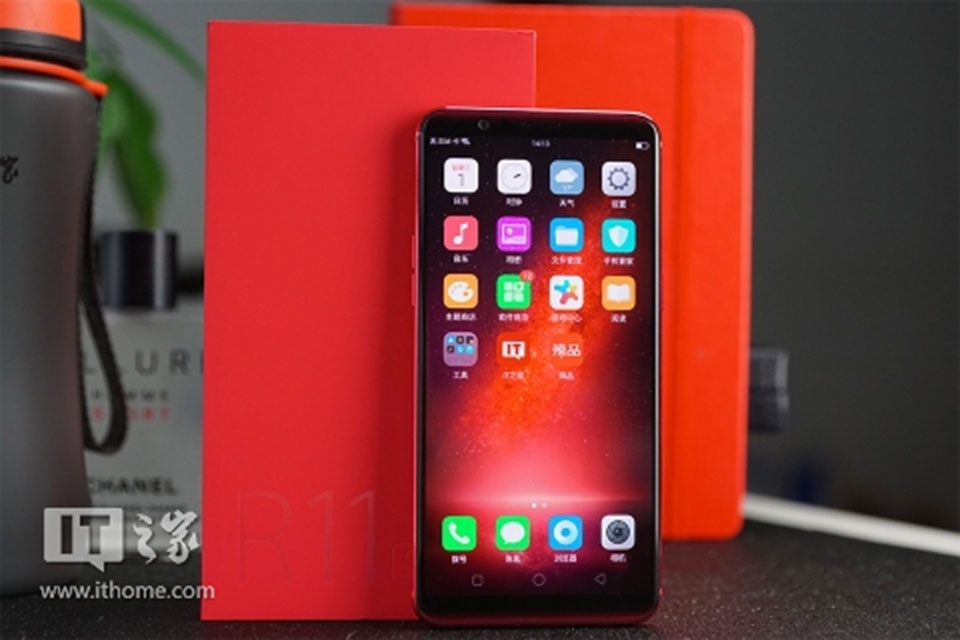 Mở hộp OPPO R11s Special Red