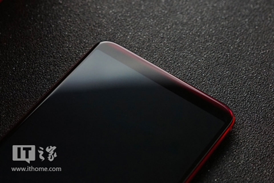 Mở hộp OPPO R11s Special Red