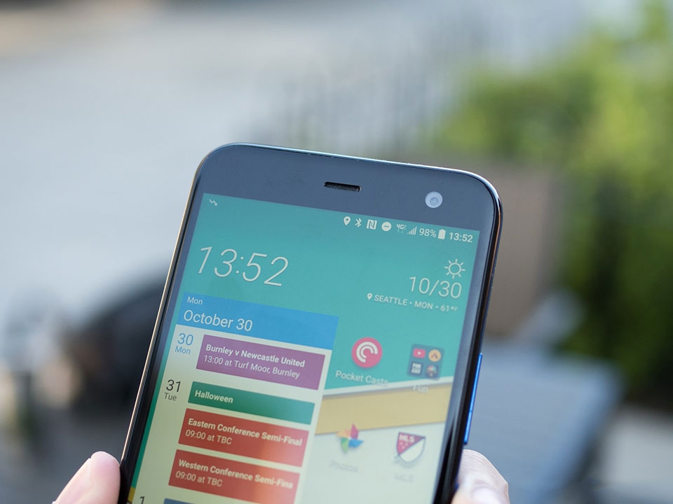 Trên tay HTC U11 Life