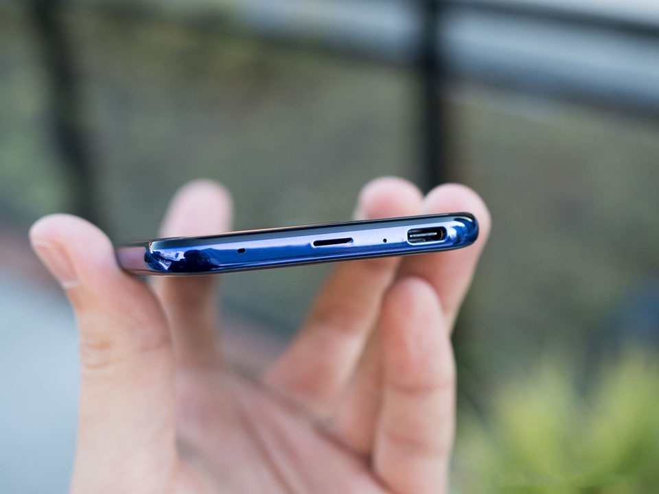 Trên tay HTC U11 Life