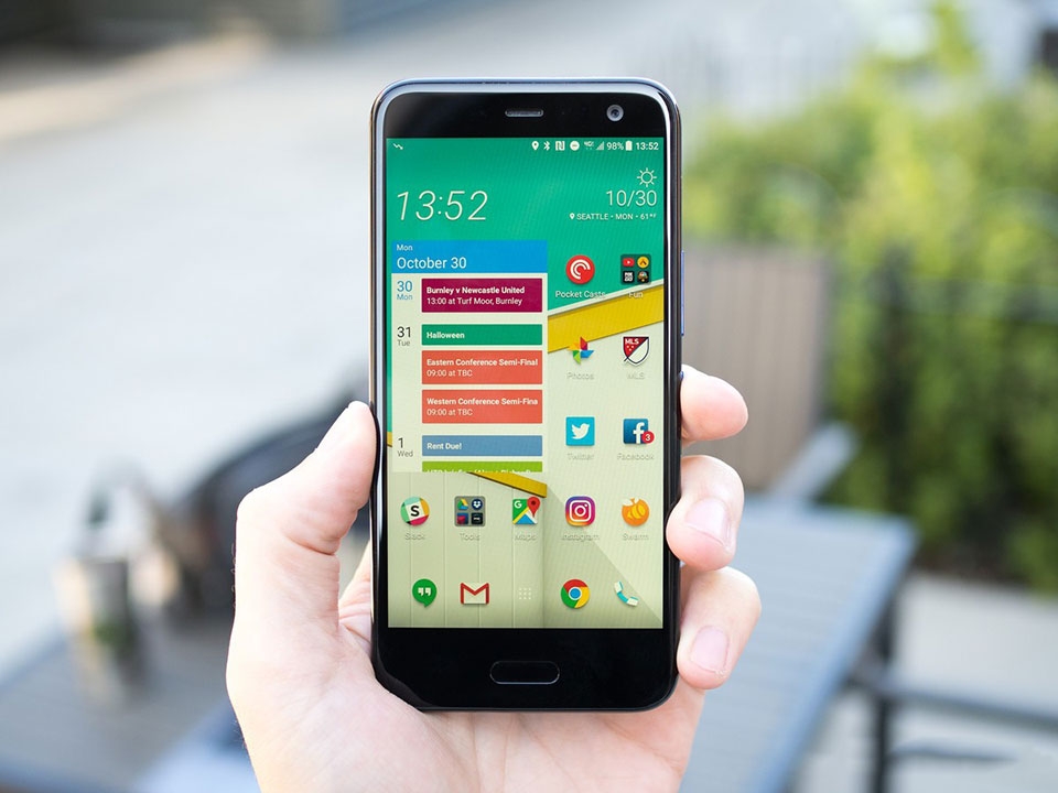 Trên tay HTC U11 Life
