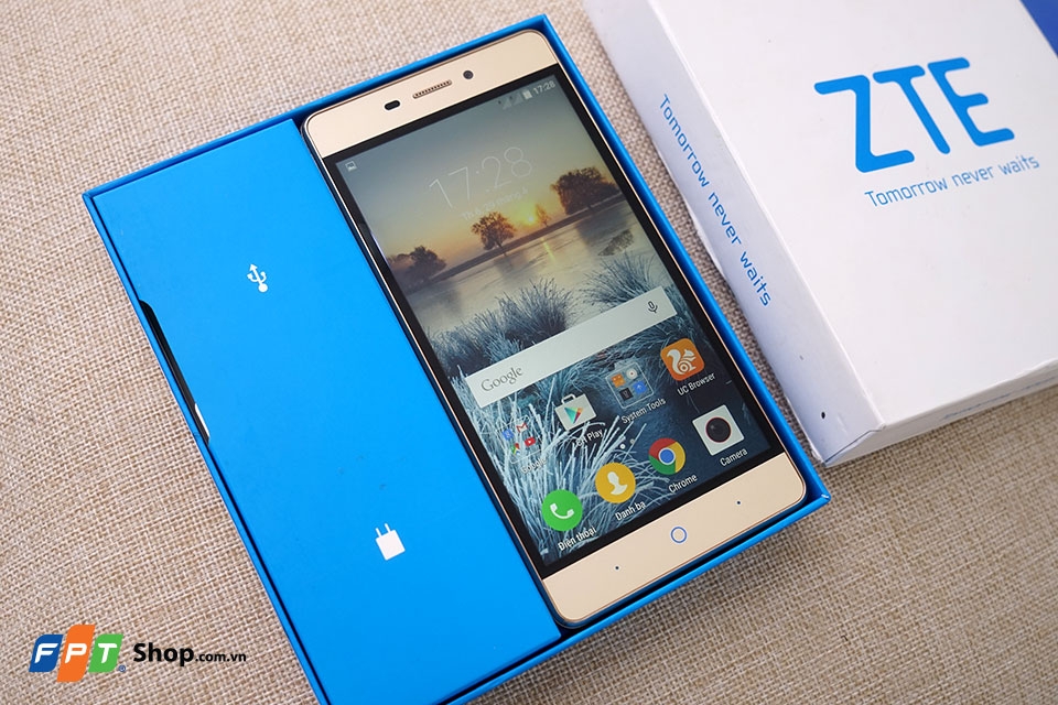 Trên tay ZTE Blade Wave 3 tại FPT Shop