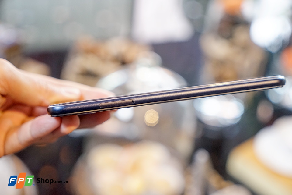 Trên tay Asus ZenFone 3: Thay đổi lớn trong thiết kế và trải nghiệm