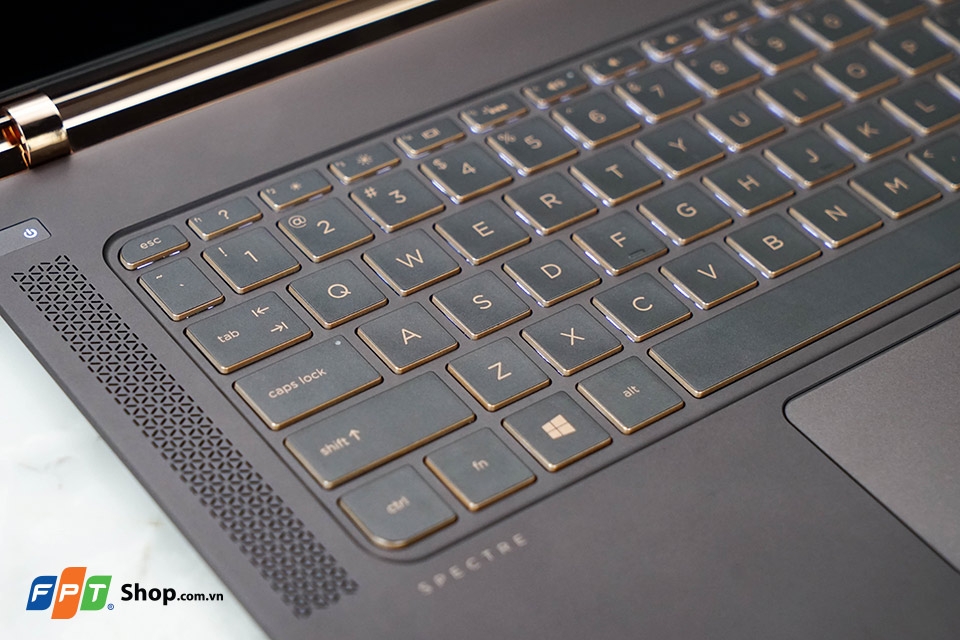 Đánh giá laptop mỏng nhất thế giới HP Spectre 13
