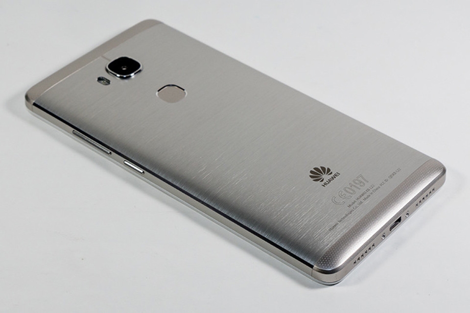 5 smartphone có màn hình đẹp, giá dưới 5 triệu đồng 5 smartphone có màn hình đẹp, giá dưới 5 triệu đồng