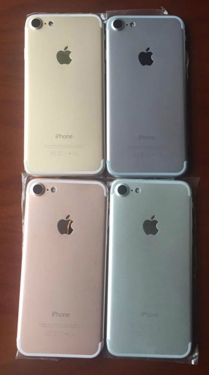 Bộ vỏ iPhone 7 bất ngờ xuất hiện tại Việt Nam