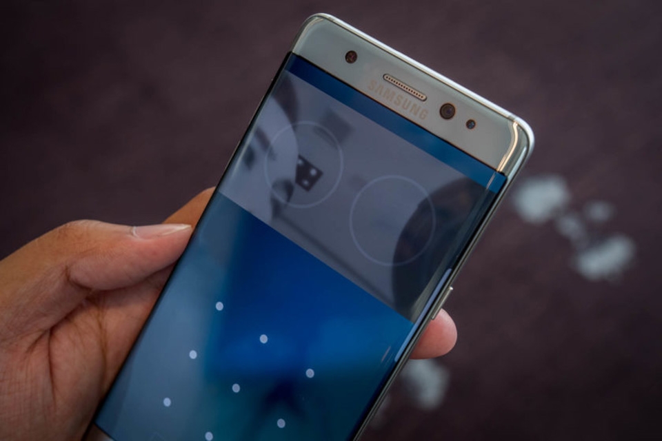 So sánh Samsung Galaxy Note 7 vs Galaxy Note 5