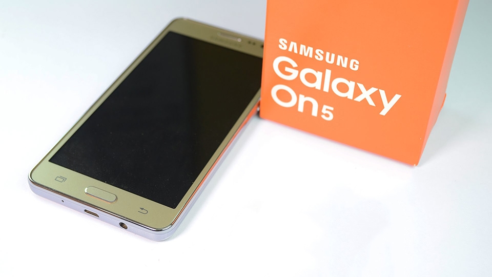 Samsung Galaxy On5 2016 được FCC chứng nhận