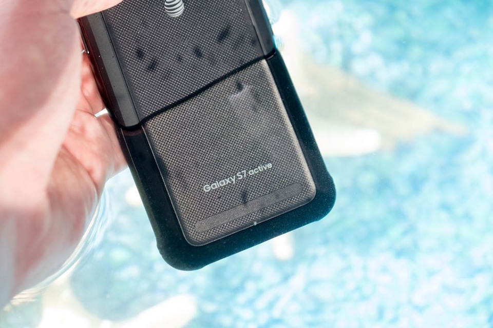 Trên tay Samsung Galaxy S7 active