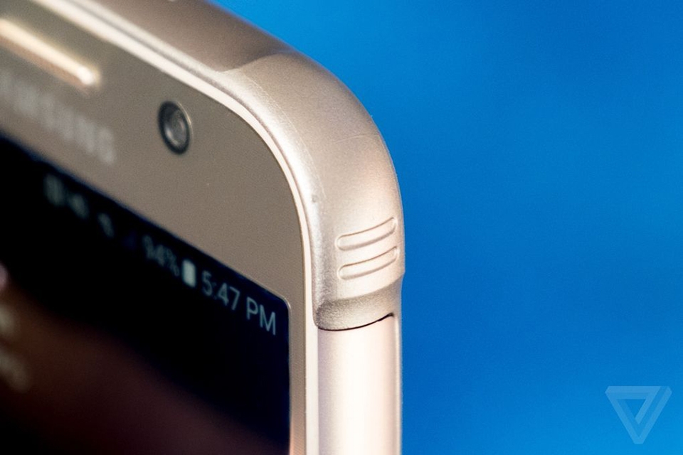 Trên tay Samsung Galaxy S7 active