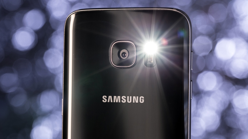 Choáng với khả năng quay video 4K từ Galaxy S7 Choáng với khả năng quay video 4K từ Galaxy S7