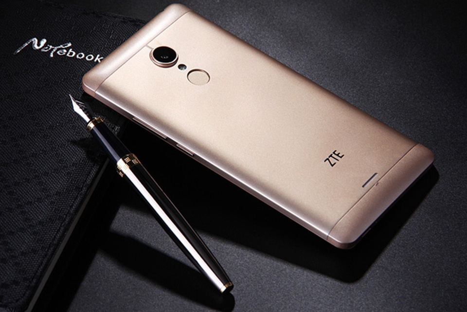 5 smartphone có màn hình đẹp, giá dưới 5 triệu đồng 5 smartphone có màn hình đẹp, giá dưới 5 triệu đồng