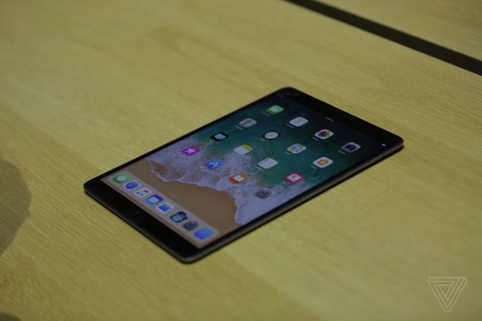 Trên tay iPad Pro 10.5 inch