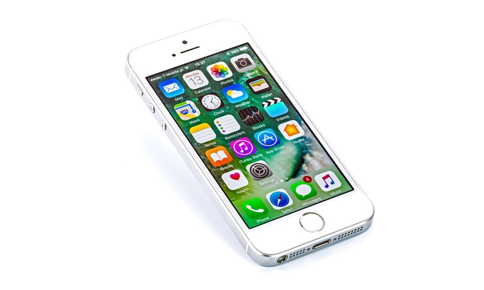 iPhone SE iPhone SE