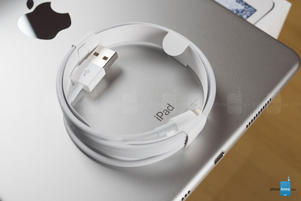 Mở hộp iPad Pro 10.5 inch